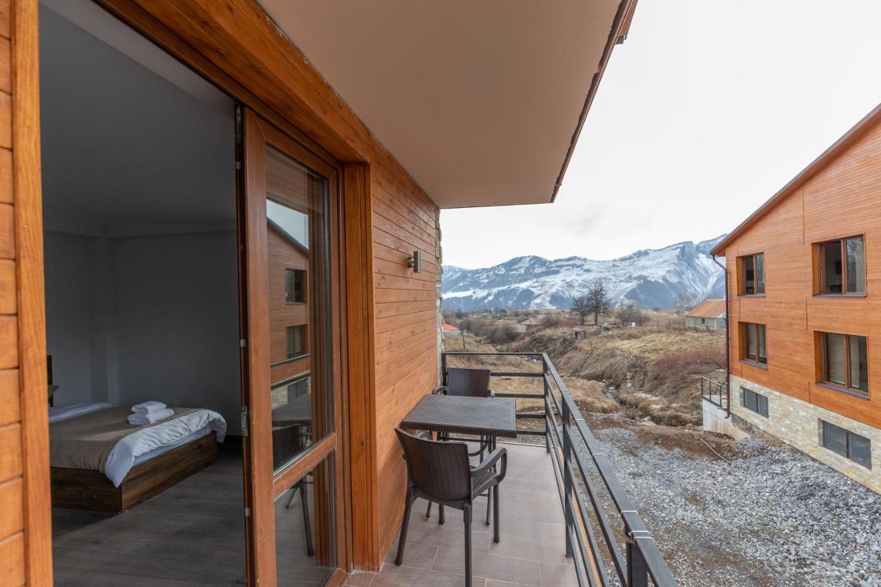 Pine Chalets By Ka Group Gudauri Bagian luar foto
